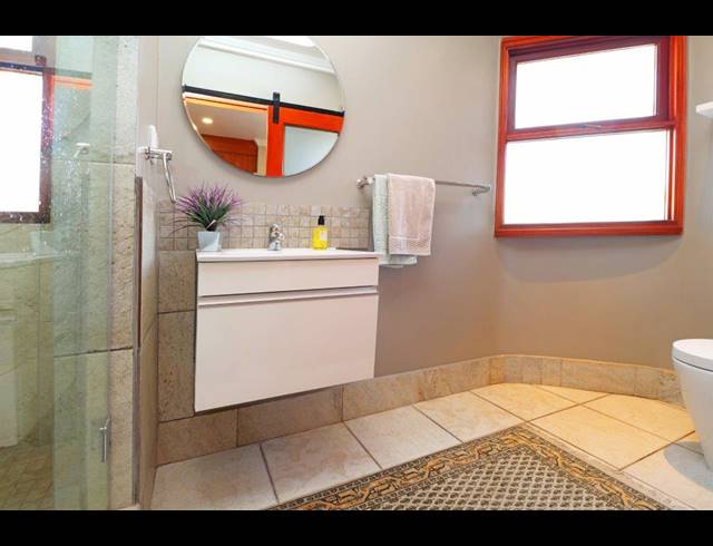 3 BEDROOM APARTMENT TO LET IN DUNKELD WEST